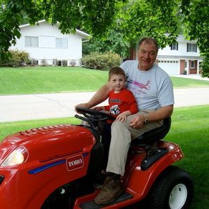 Meet your Posher, Tom